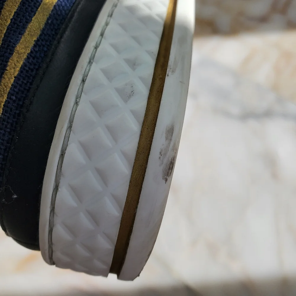 Authentic Chanel canvas leather sneakers navy blue 40.5
